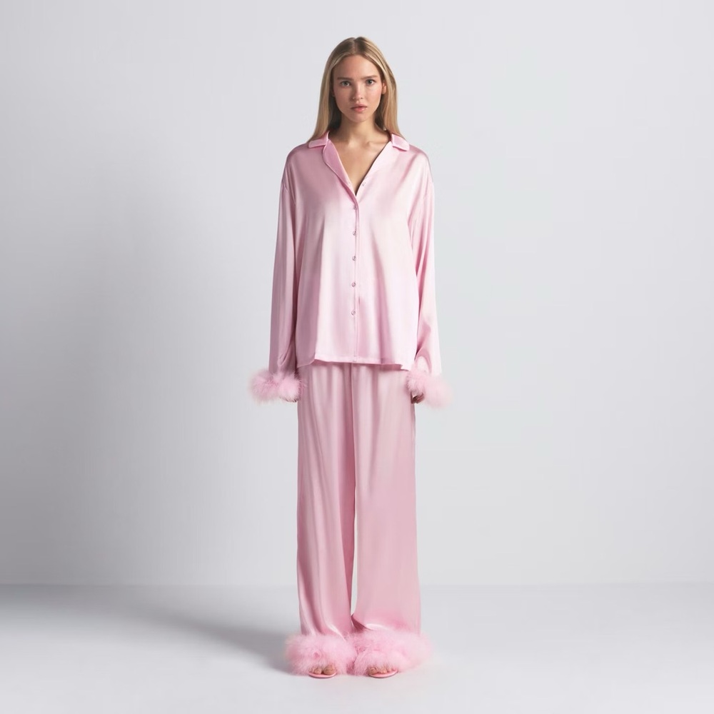 Skims pink feather trim long set (new w/tags)